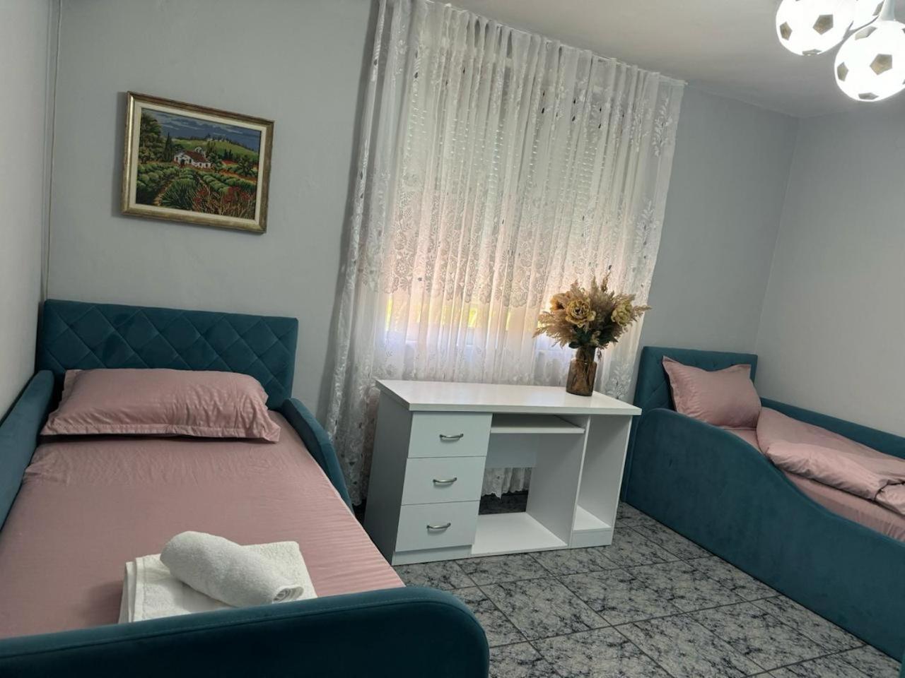Your House In Tiranë Ngoại thất bức ảnh